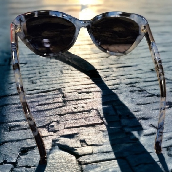 Prive Revaux The Timeless sunglasses - Picture 6 of 7